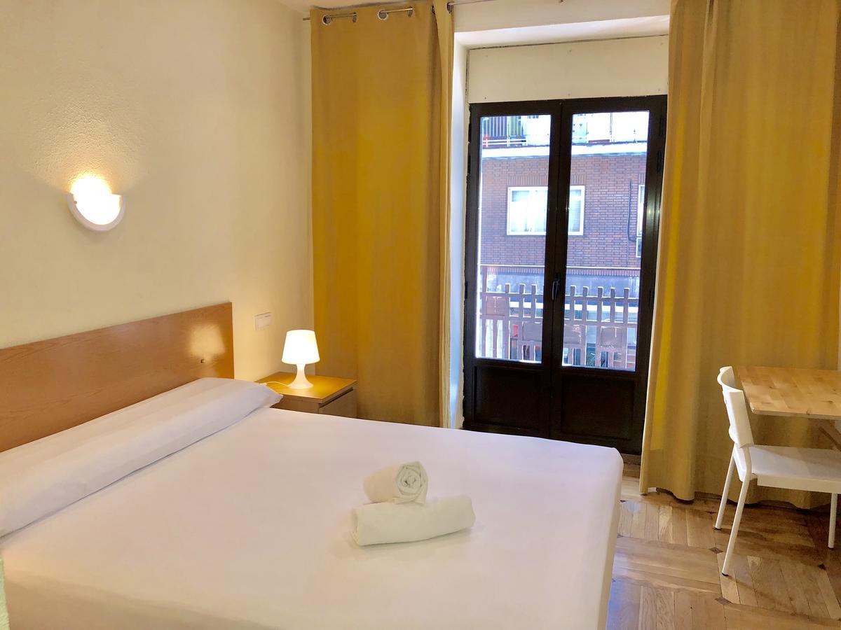 Hostal Arriaza マドリード エクステリア 写真